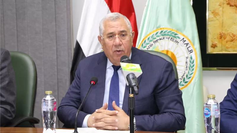 وزير الزراعة ونظيره الإيفواري يعقدان جلسة مباحثات مشتركة لتعزيز التعاون المشترك بين البلدين