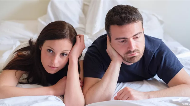 زوجات يبحثن عن علاج «الملل الزوجي».. على الفيس بوك والتعليقات: «الطلاق هو الحل»