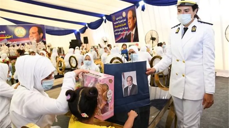 الداخلية تحتفل بالنزيلات الحاضنات مع ذويهم في العيد 