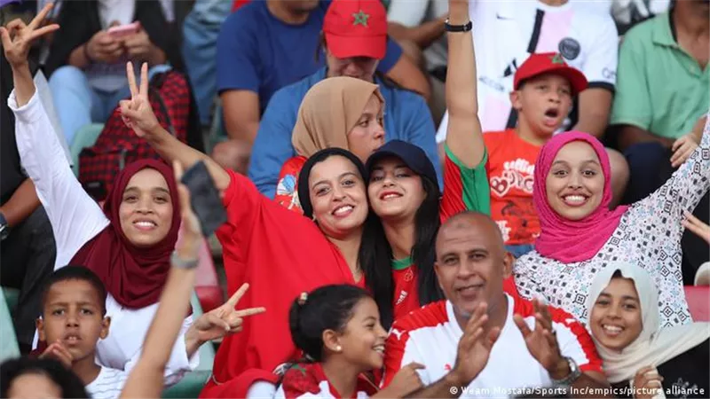 رغم خسارة كأس أفريقيا.. الكرة النسائية تأسر قلوب المغاربة
