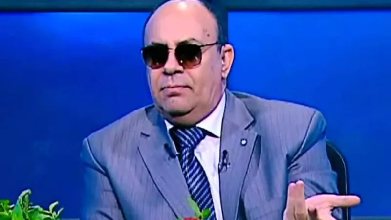«فلا تخشوهم واخشوني».. مبروك عطية يفسر النهي الحادي عشر من القرآن