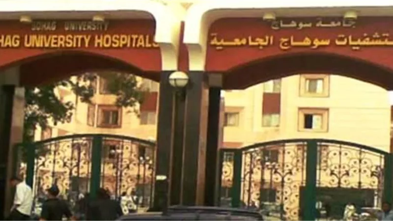 حبس شاب مزق جسد والدته وشقيقته في سوهاج