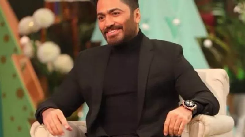 تامر حسني يرد على منتقدي فيلم «بحبك».. ماذا قال؟
