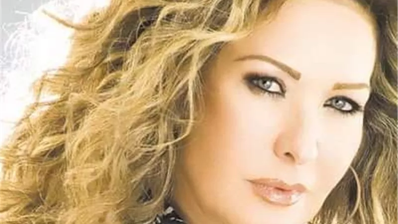 رغدة ترد بقوة على مروجي شائعة وفاة آثار الحكيم.. ماذا قالت؟ 