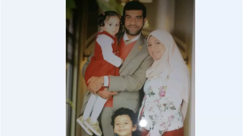 من دبلوم لـ ماجستير ودكتوراه.. زوجة قروية تقهر الظروف وتكشف عن 