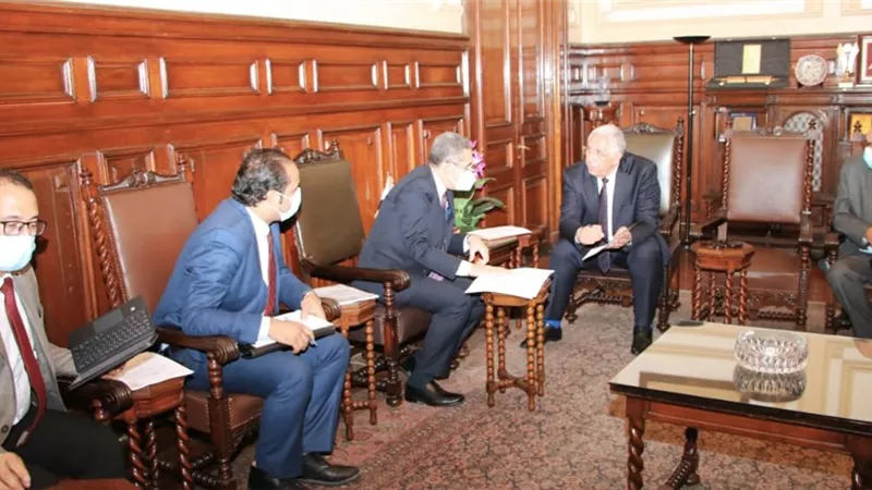 وزير الزراعة يبحث مع محافظ الغربية توفير الأراضي لمشروعات مبادرة 