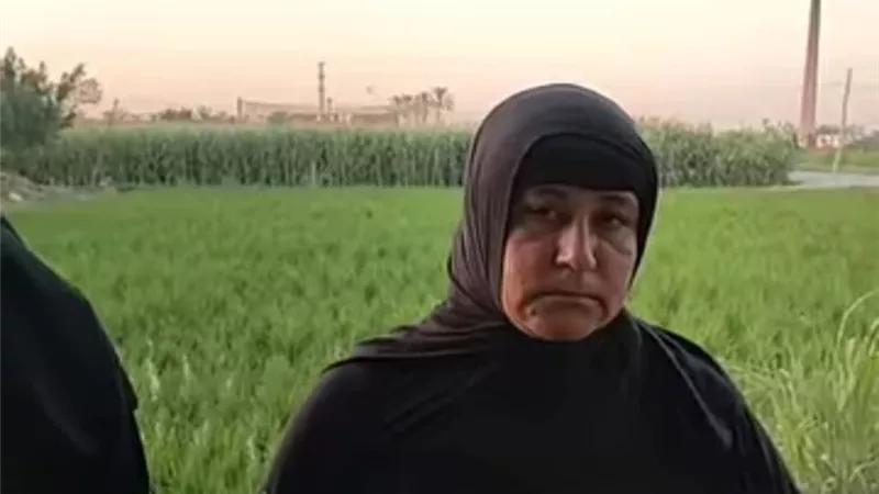 المتهمة بقتل جارتها في البحيرة تمثل الجريمة.. قتلتها من أجل حبيبها