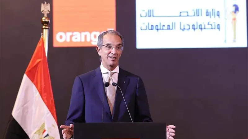 «وزير الاتصالات» يشهد مراسم إطلاق خدمات 