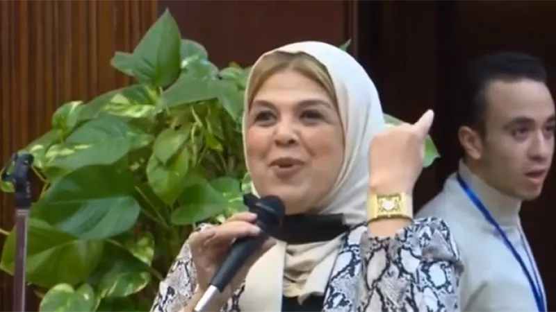 بسبب نصيحتها لخريجات طب الأزهر.. شيرين غالب تواجه هجومًا لاذعًا