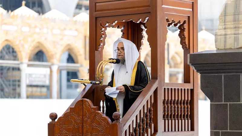 رسالة للشباب.. من ترك صلاة الجمعة دون عذر كتب من الغافلين
