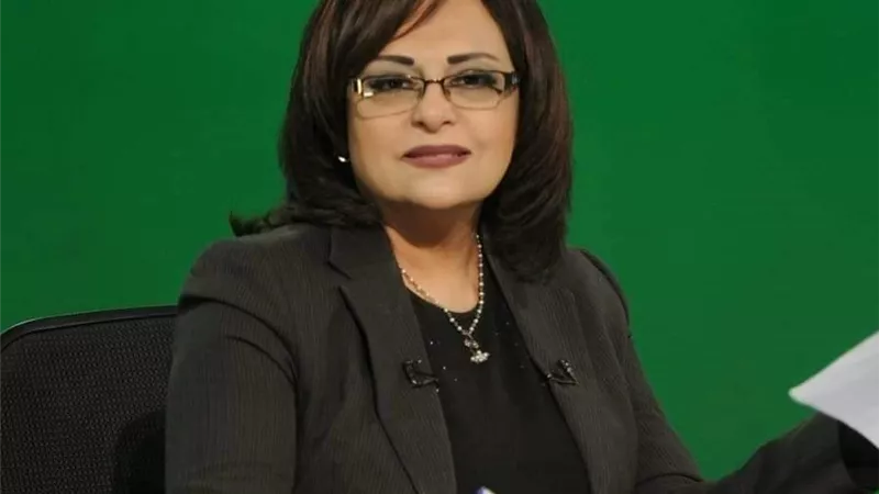 في وداعها ماسبيرو.. حنان عبدالله تتمنى «حضنًا» وتتغنى بـ«الإمبراطور»