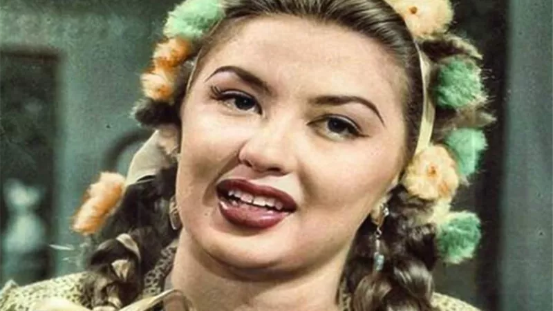 كاميليا في ذكري رحيلها.. صفعت رشدي أباظة بسبب الغيرة وعشقها الملك فاروق