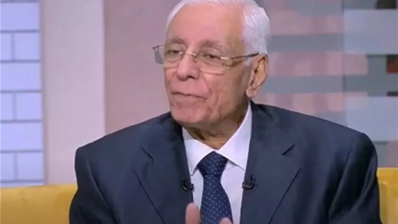 حسام موافي: الصداع النصفي من نصيب النساء والأذكياء