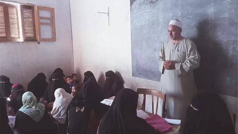 القومي للمرأة بالفيوم.. ينفذ 63 جلسة دوار بقرى محافظة الفيوم