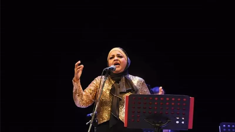 حنان ماضي لـ«هير نيوز»: «أفتقد عمالقة الكتابة.. وكورونا خلتني بنسى كلمات الأغاني على المسرح»