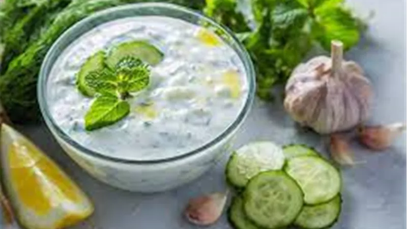 طريقة سهلة لعمل سلطة الزبادي.. للشيف أميرة شنب
