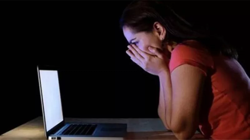 بعد رفضه.. شاب يهدد والد حبيبته: انتظرها جثة مثل فتاة المنصورة