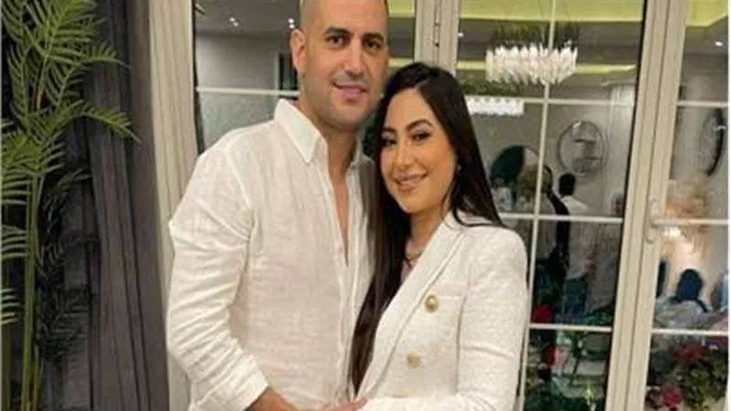 رد صاعق من زوجة هشام ربيع الأولى على «بوسة بوسي»