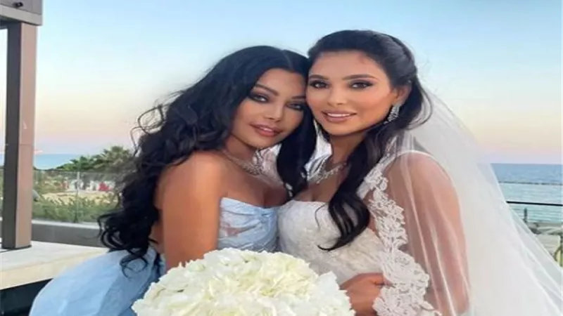 هيفاء تحتفل بزفاف شقيقتها برسالة مؤثرة وفستان ساحر.. صور