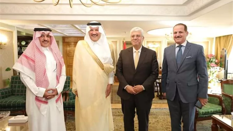 وزير التعليم العالي يستقبل السفير السعودي بالقاهرة