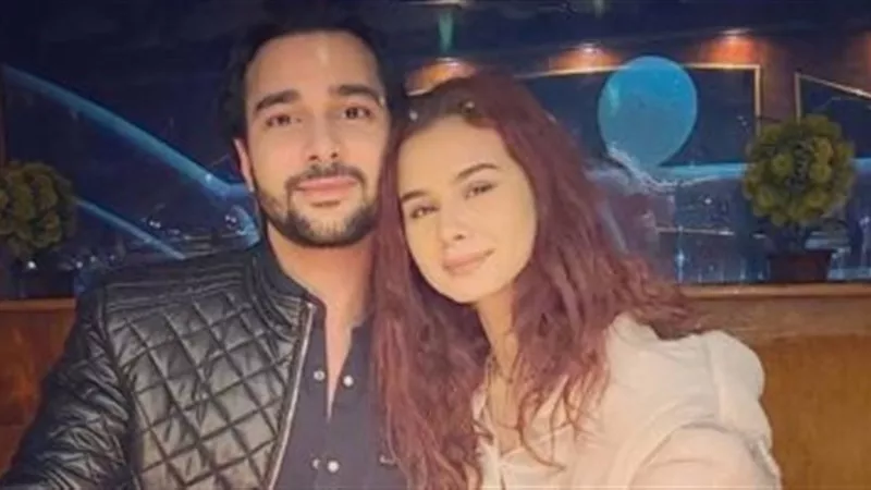 أول رد فعل من منة عرفة بعد قرار حبس طليقها 