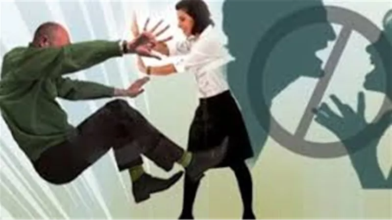 صرخة زوجة في محكمة الأسرة: زوجي حول البيت إلى «لوكندة»