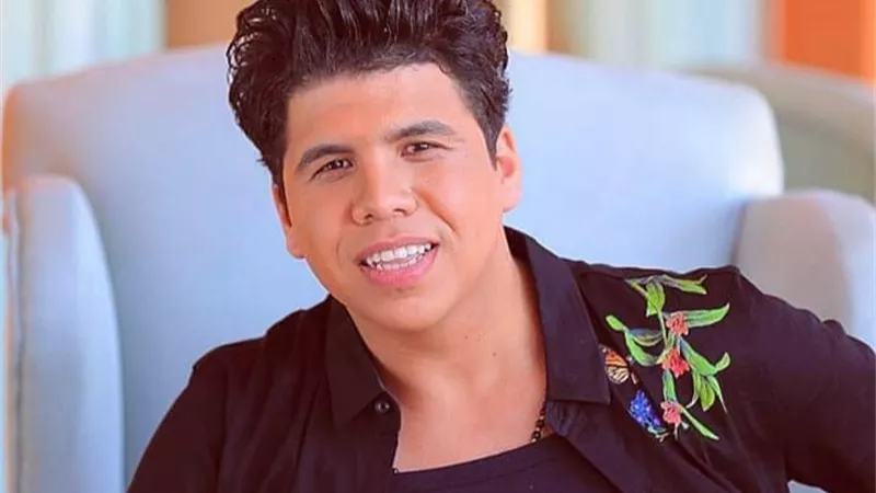 عمر كمال: لا أحب شكلي.. وانفصلت عن خطيبتي لهذا السبب