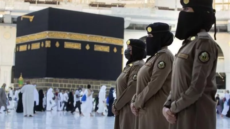 في اليوم الوطني الـ92.. كيف احتفلت المجندات السعوديات؟