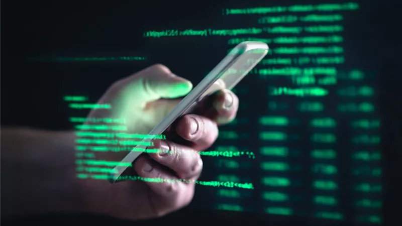 خبير تكنولوجيا يكشف طريقة لمعرفة اختراق الواتساب الخاص بك