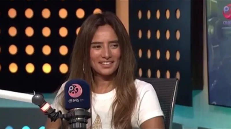زينة: «مش بحس إني ست قوية.. ومعنديش حاجه أديها لحد»
