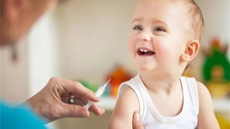 الصحة تطلق حملة تطعيم ضد شلل الأطفال بداية من 9 أكتوبر وحتى نهاية الشهر