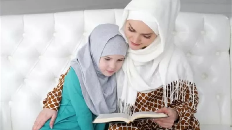 تعرفي على الطرق الصحيحة لتعليم أبنائك المحافظة على الصلوات الخمس