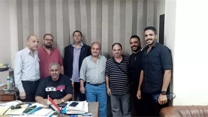 نقابة المهن الرياضية تسلم شهادات دورة تدريب «الكيك بوكسينج»