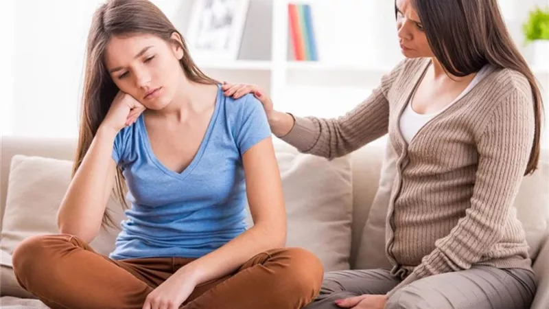 «مرحلة نارية».. استشاري يكشف مخاطر سن المراهقة
