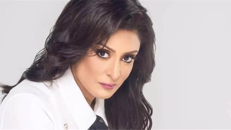 رد صادم من مني العراقي بعد نفي أيمن رشوان «زواجهما»
