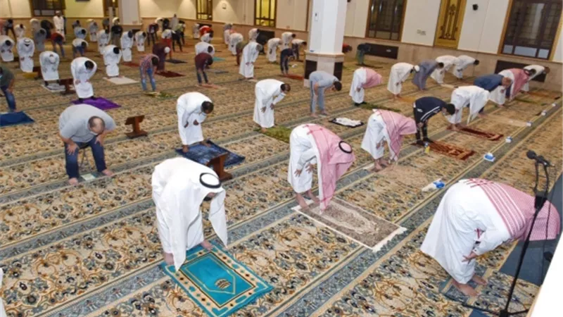 متى تصبح صلاة الجمعة سنة؟.. مستشارك الديني يجيب