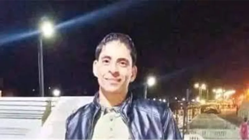 أنقذ زوجته وأطفاله ثم مات غرقًا.. حكاية 