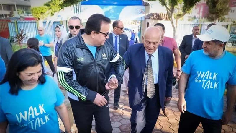 نعيمة القصير تشارك مجدي يعقوب فعاليات «الصحة قول وعمل» بحديقة الطفل