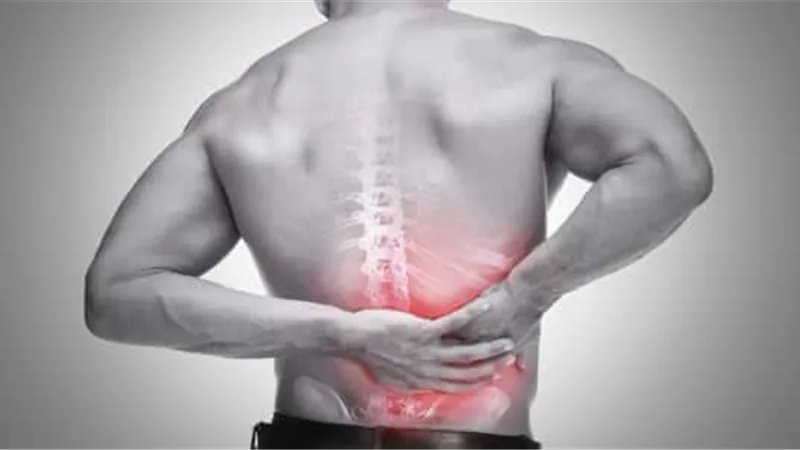 استشاري: 90% من آلام العمود الفقري لا تحتاج لتدخل جراحي