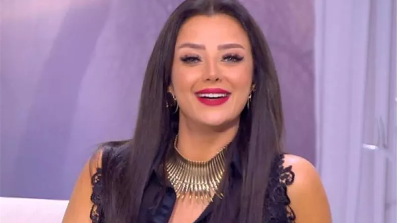 رضوى الشربيني عن تعمدها تصدر التريند: حاولوا تقلدوني.. ونشوف!