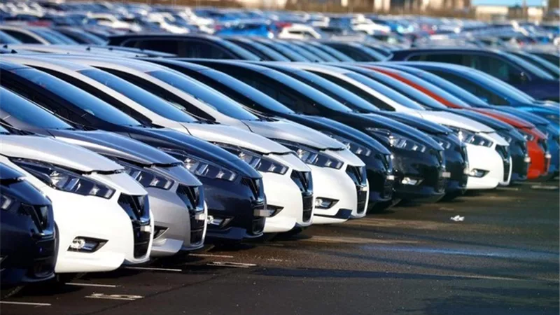 خبير أسواق سيارت: امتنعوا عن الشراء الآن.. انخفاض كبير في الأسعار خلال الفترة المقبلة