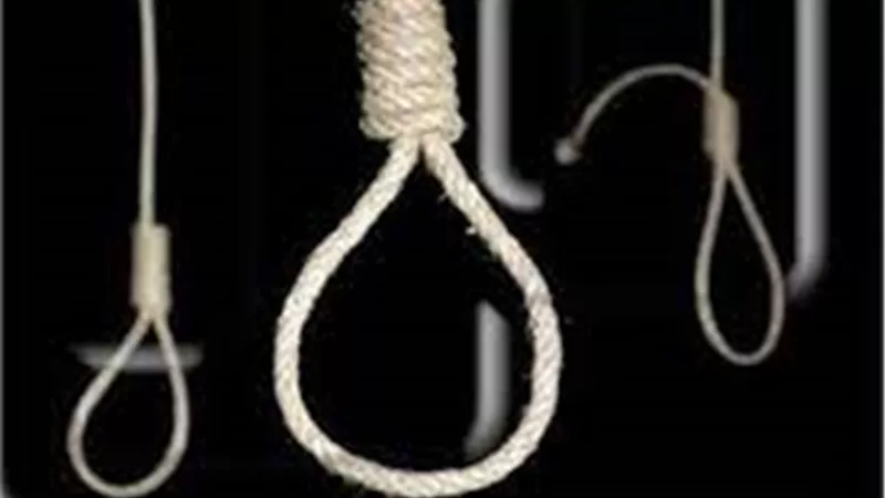 الإعدام لأم قتلت طفلتها خنقًا للهروب من تهمة الزنا.. ما القصة؟