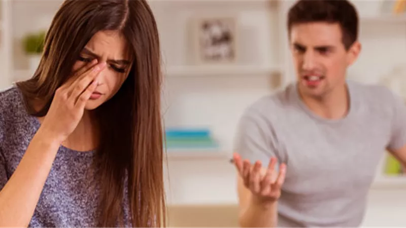أخطاء يرتكبها الرجل أثناء دعوة زوجته للعلاقة الحميمية
