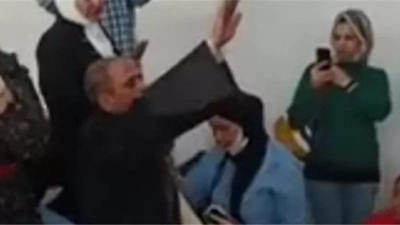 أول ظهور لـ«عروس الإسماعيلية» في جلسة محاكمة زوجها ورد فعلها على محاولة تصويرها