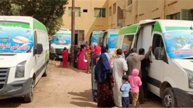 فحص 81 سيدة للكشف عن أورام الثدي في قافلة طبية بالإسكندرية