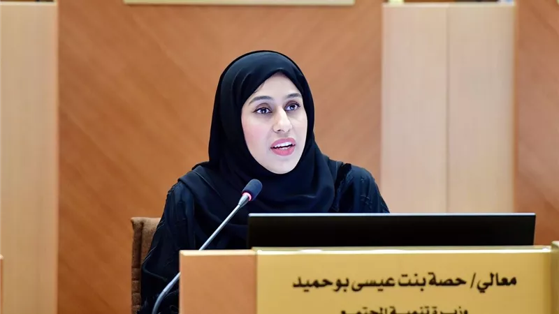 حصة بنت عيسى.. شعلة من النشاط تبوأت المراكز المرموقة في الإمارات