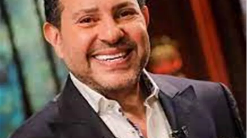 هاني شاكر يعد «المطرب النقاش» بالظهور معه في حفله