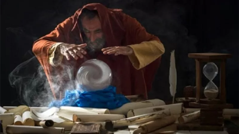 من أجل طقوس السحر.. مشعوذان مزقا جسد صديقهما في الغابة