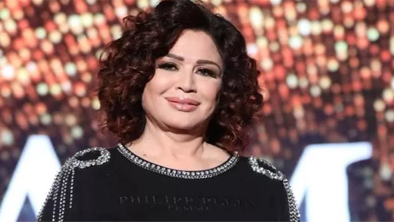 بالصور.. تكريم إلهام شاهين بالمهرجان العربي للإذاعة والتليفزيون