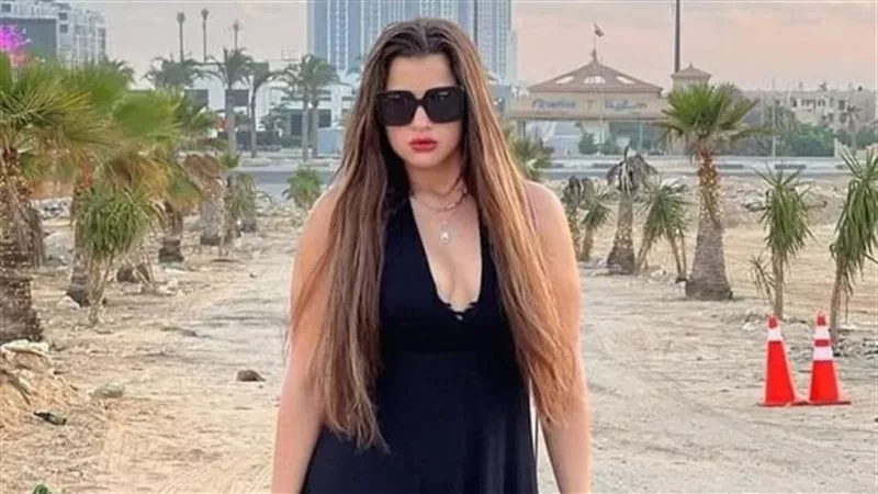 نشرة أهل الفن.. نقل منى فاروق للمستشفى.. ورانيا يوسف وتامر حبيب في مهرجان القاهرة